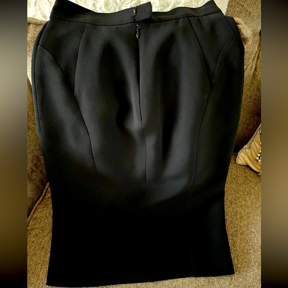 Aquilano Rimondi Fitted Pencil Skirt - Picture 11 of 11